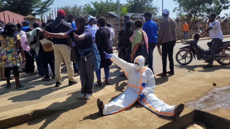 Congo Ebola health workers protest unpaid wages,  disrupting response  as deaths top 1,800